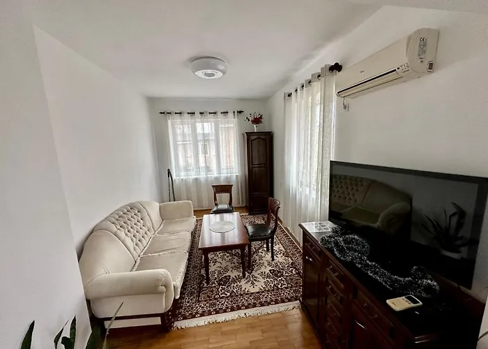 опера. стил и комфорт. идеален център. Warna