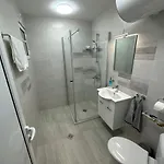 Apartament опера. стил и комфорт. идеален център.