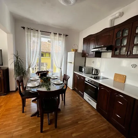 опера. стил и комфорт. идеален център.